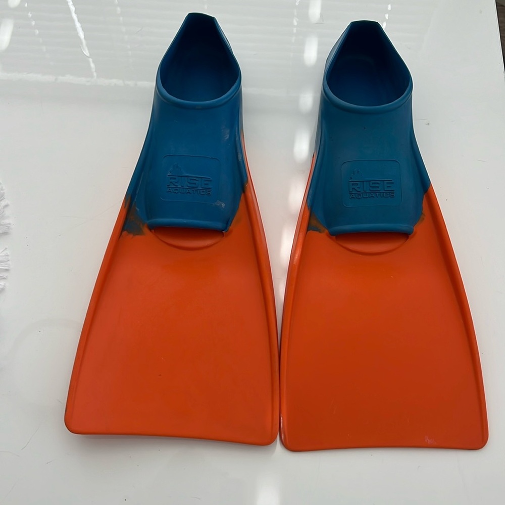 Rise Floating  Swimmer fins